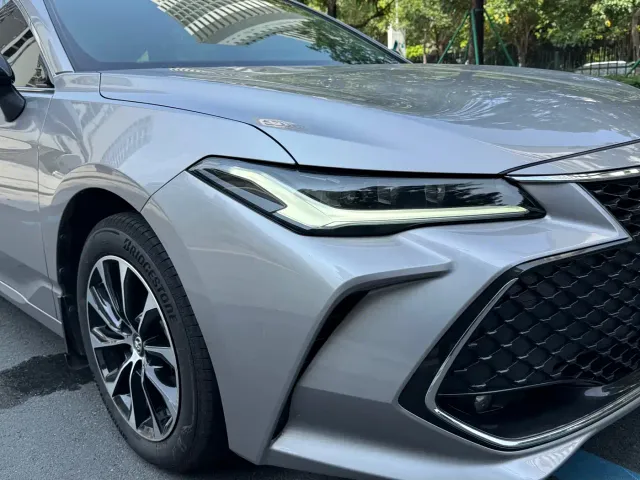 Toyota Avalon — Фото автомобиля 28