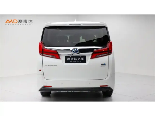 Toyota Alphard — Фото автомобиля 4