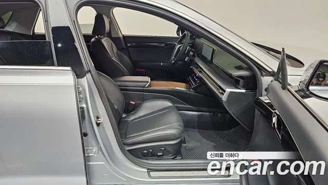 Hyundai Grandeur GN7 — Фото автомобиля 16