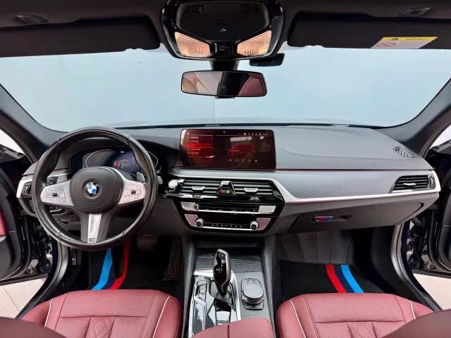 BMW 5 Series — Фото автомобиля 18