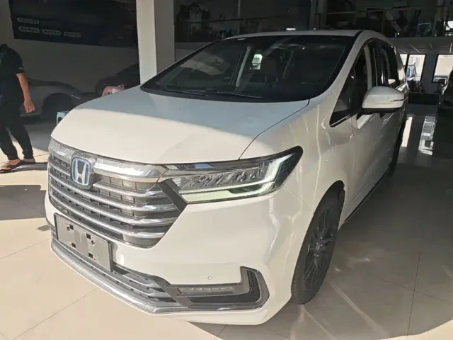 Фотография автомобиля — Honda Odyssey