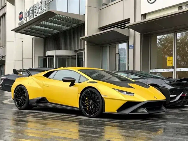 Lamborghini Huracan — Фото автомобиля 3