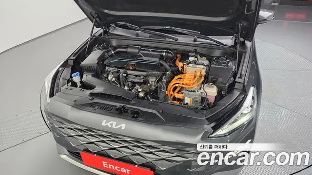 Kia K8 Hybrid — Фото автомобиля 6