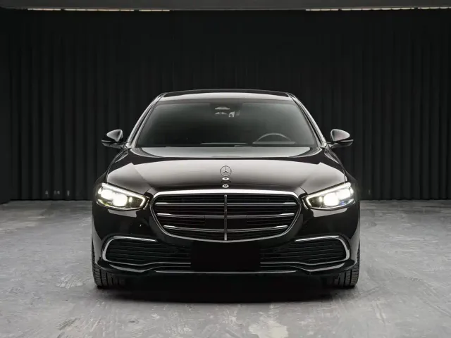 Mercedes-Benz S-Class — Фото автомобиля 2