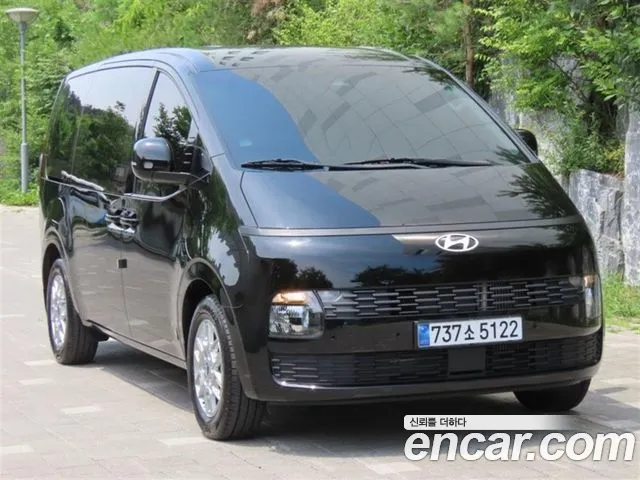 Hyundai Staria Staria (New) — Фото автомобиля 2