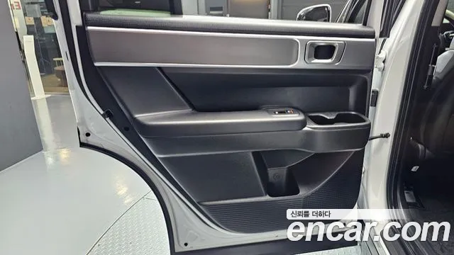 Hyundai Santafe Santa Fe (MX5) Бензин 2.5T 2WD — Фото автомобиля 22