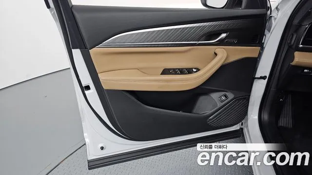 Renault-KoreaSamsung Grand Koleos Grand Koleos — Фото автомобиля 24