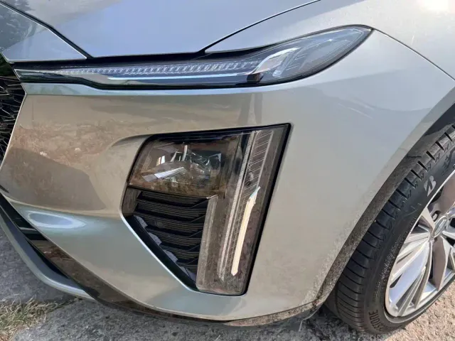 Cadillac Cadillac GT4 2023 25T Premium Edition — Фото автомобиля 23