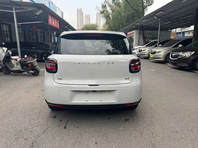 Leapmotor A10 — Фото автомобиля 5