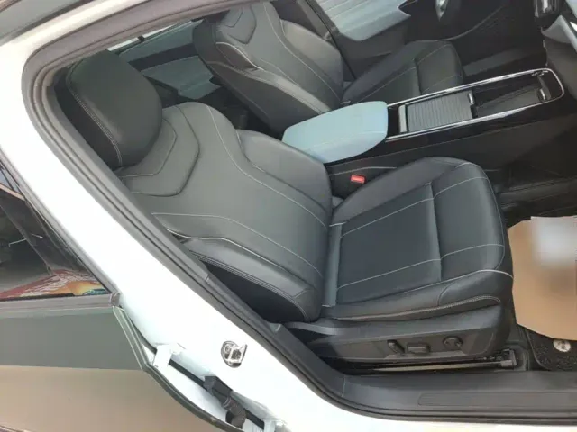 Volkswagen ID.4 X — Фото автомобиля 24