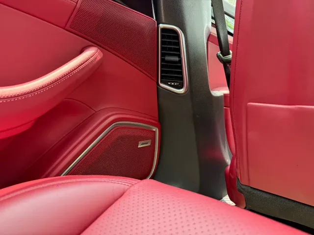 Porsche Panamera — Фото автомобиля 15