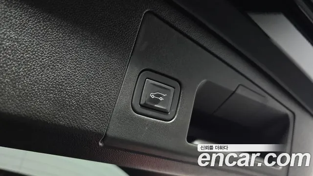 Cadillac XT4 2.0 Sport AWD — Фото автомобиля 6
