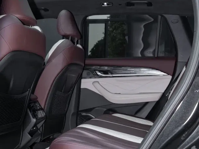 Geely Xingyue L — Фото автомобиля 12