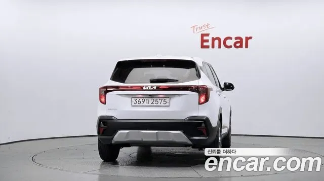 Kia Seltos New — Фото автомобиля 4