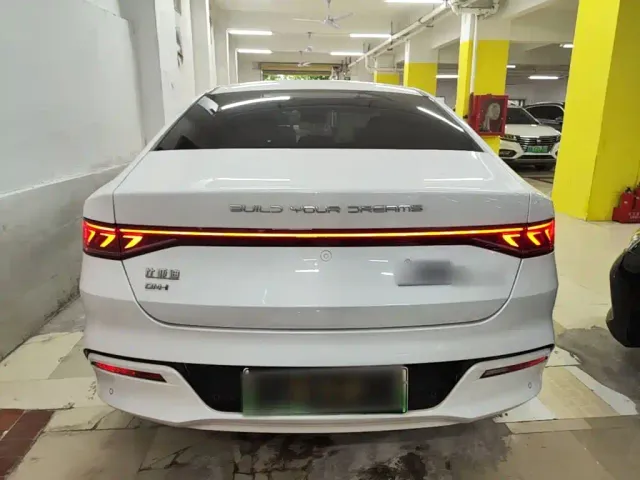 BYD Qin PLUS — Фото автомобиля 5