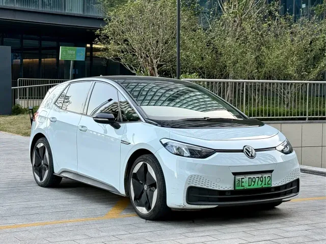 Volkswagen ID.3 — Фото автомобиля 3