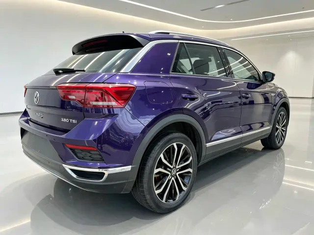 Volkswagen T-Roc — Фото автомобиля 4