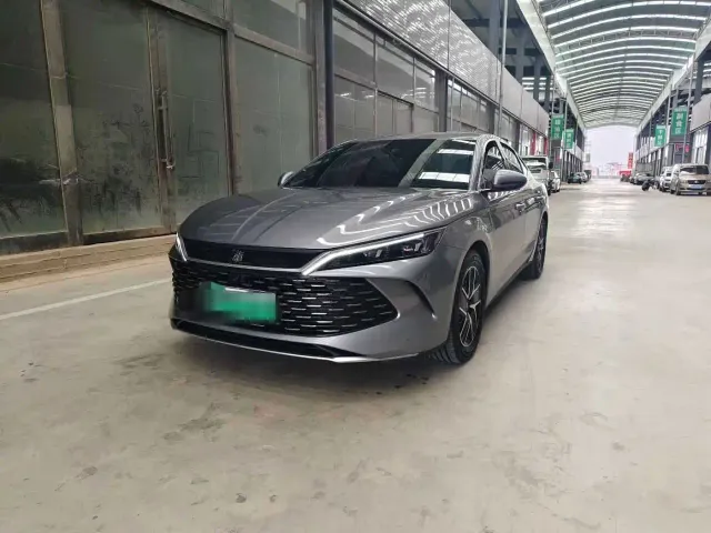 Фотография автомобиля — BYD Qin L