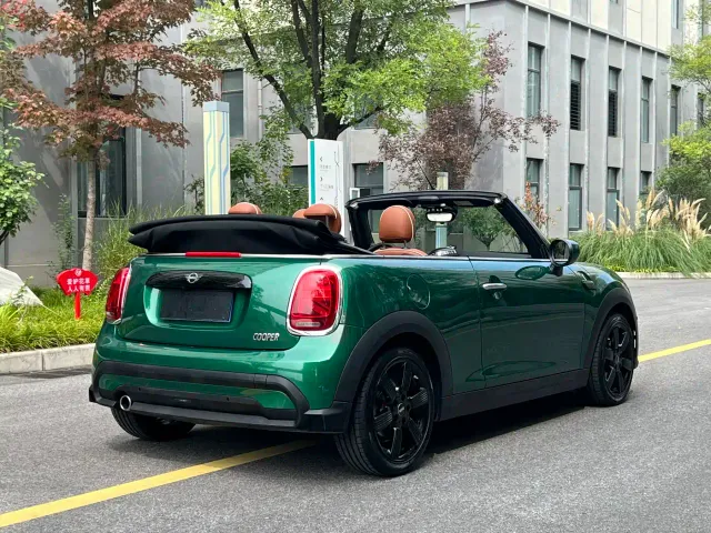 MINI Hatch — Фото автомобиля 7