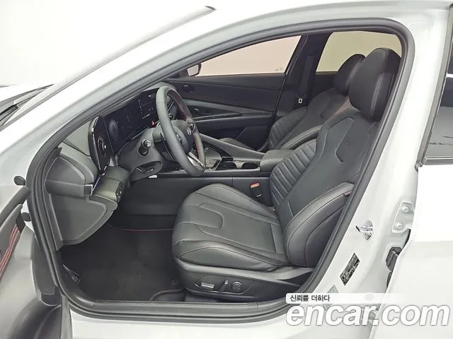 Hyundai Avante CN7 — Фото автомобиля 11