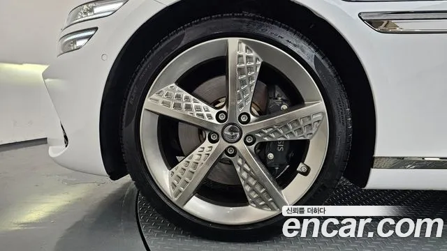 Genesis G80 RG3 — Фото автомобиля 5
