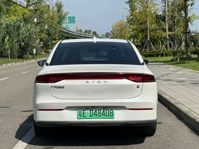 GAC Aion S — Фото автомобиля 15