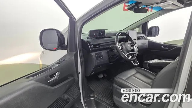 Hyundai Staria — Фото автомобиля 10