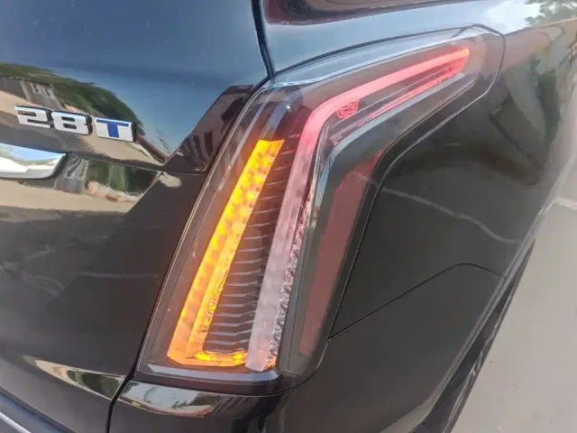 Cadillac XT5 — Фото автомобиля 23