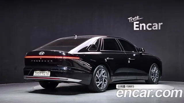 Hyundai Grandeur GN7 — Фото автомобиля 2