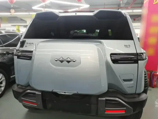 BYD FangChengBao Titanium 3 — Фото автомобиля 5
