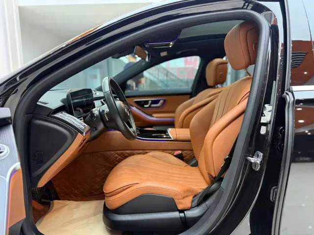 Mercedes-Benz S-Class — Фото автомобиля 4
