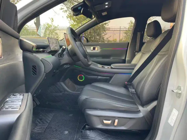 Wuling Starlight S — Фото автомобиля 4