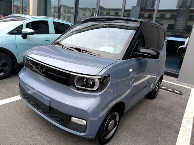 Фотография автомобиля — Wuling Hongguang Mini EV
