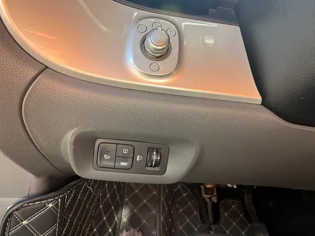 Changan Lumin — Фото автомобиля 12