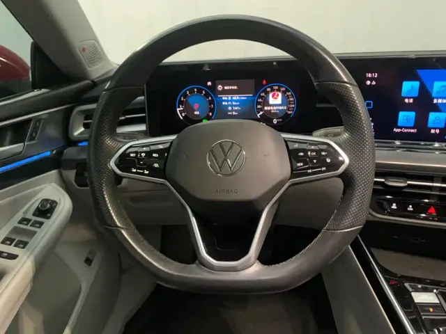 Volkswagen Lamando — Фото автомобиля 15