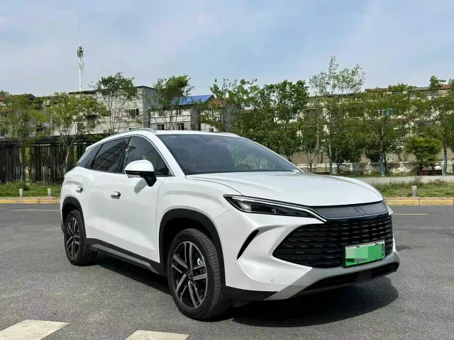 BYD Song L DM-i — Фото автомобиля 3
