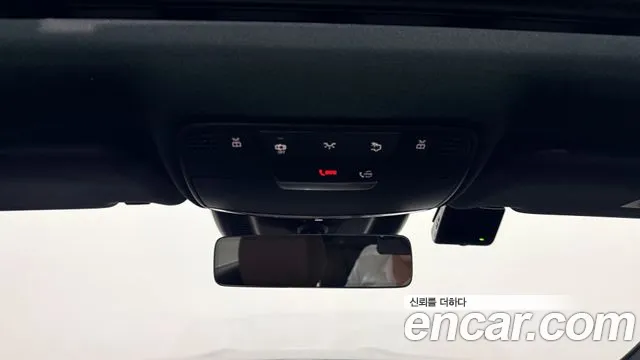 Mercedes-Benz E-Class — Фото автомобиля 16