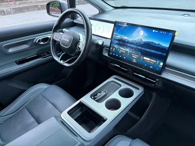 GAC Aion Y — Фото автомобиля 16