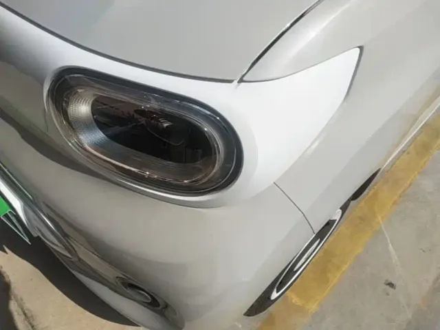 Wuling Hongguang Mini EV — Фото автомобиля 17