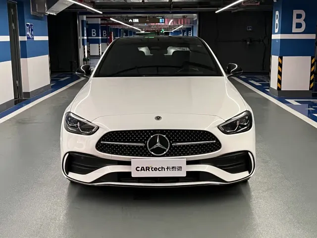 Mercedes-Benz C-Class — Фото автомобиля 2
