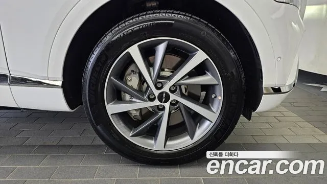 Genesis GV80 — Фото автомобиля 6