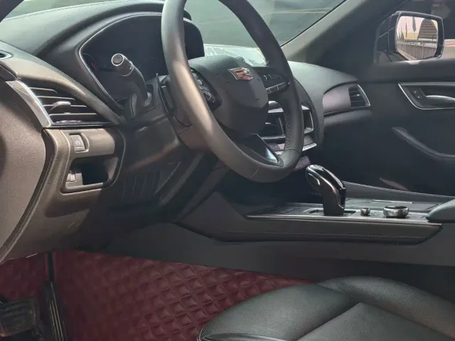 Cadillac CT5 — Фото автомобиля 8