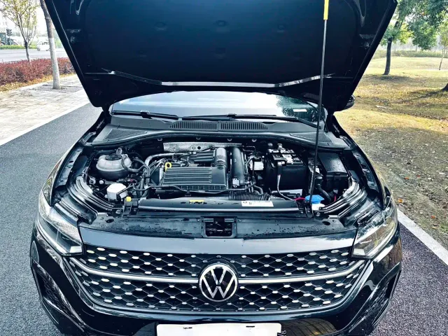 Volkswagen Lavida — Фото автомобиля 19