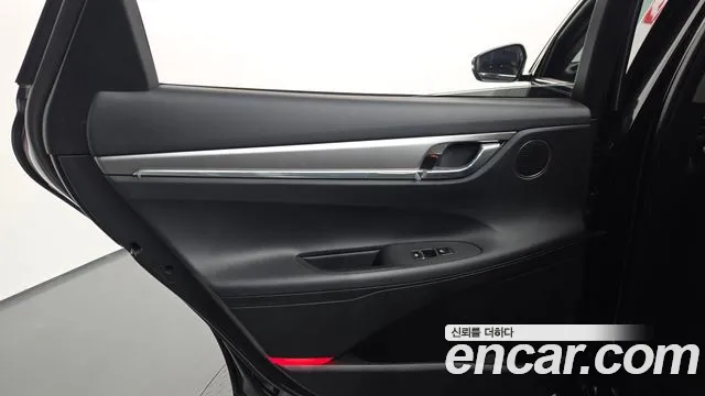 Hyundai Grandeur (New) Hybrid — Фото автомобиля 14