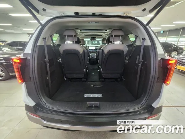 Kia Carnival Generation 4 — Фото автомобиля 18