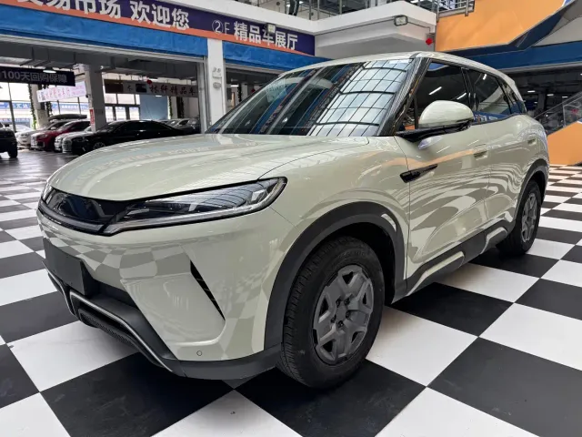 BYD Yuan UP — Фото автомобиля 3