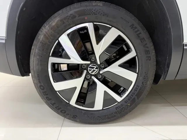 Volkswagen Tayron — Фото автомобиля 5