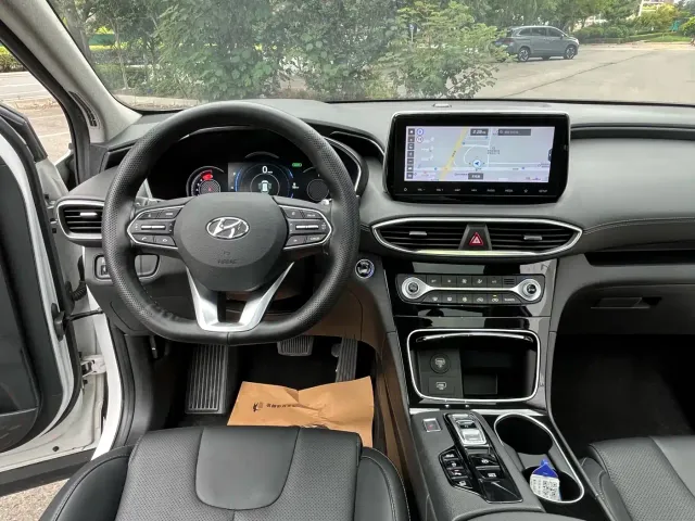 Hyundai Santa Fe — Фото автомобиля 10