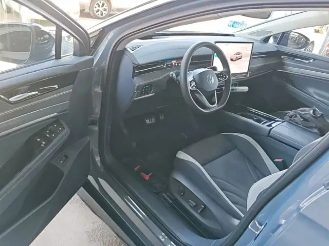 Volkswagen ID.7 Vizzion — Фото автомобиля 15