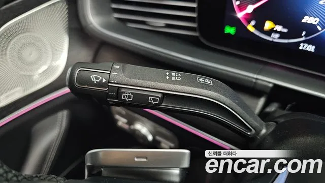 Mercedes-Benz GLE-Class — Фото автомобиля 25